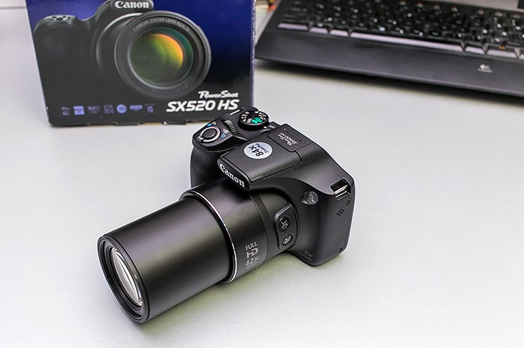 Canon SX520 HS (8).jpg
